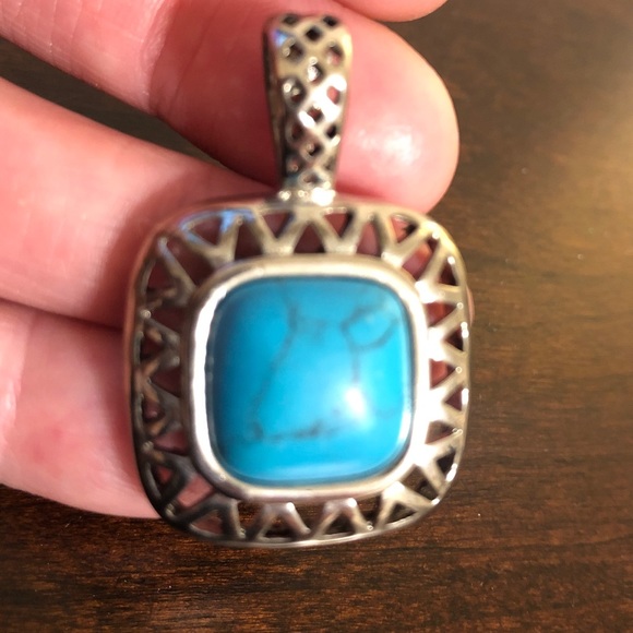 Lia Sophia necklace drop - Picture 4 of 4